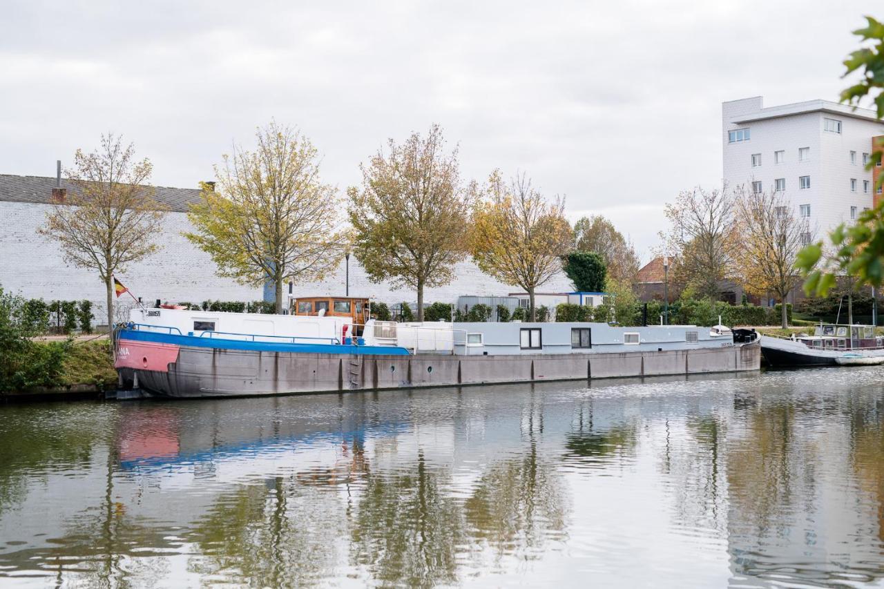 Houseboat Jana - With Sauna And Terrace Hotel Bruges Exterior photo